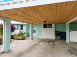 featured image of 325 Englewood Isles Pkwy