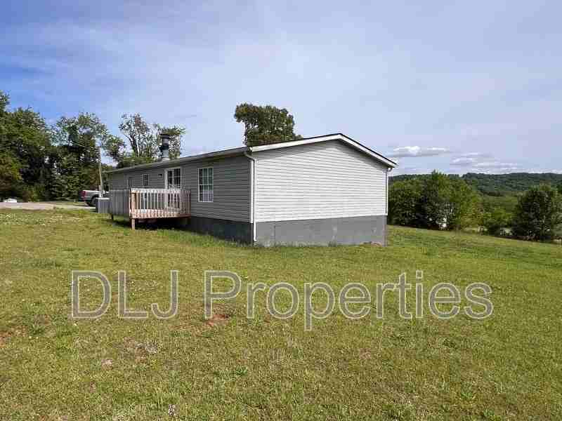 3709 Catewright Rd - Photo 2 of 10