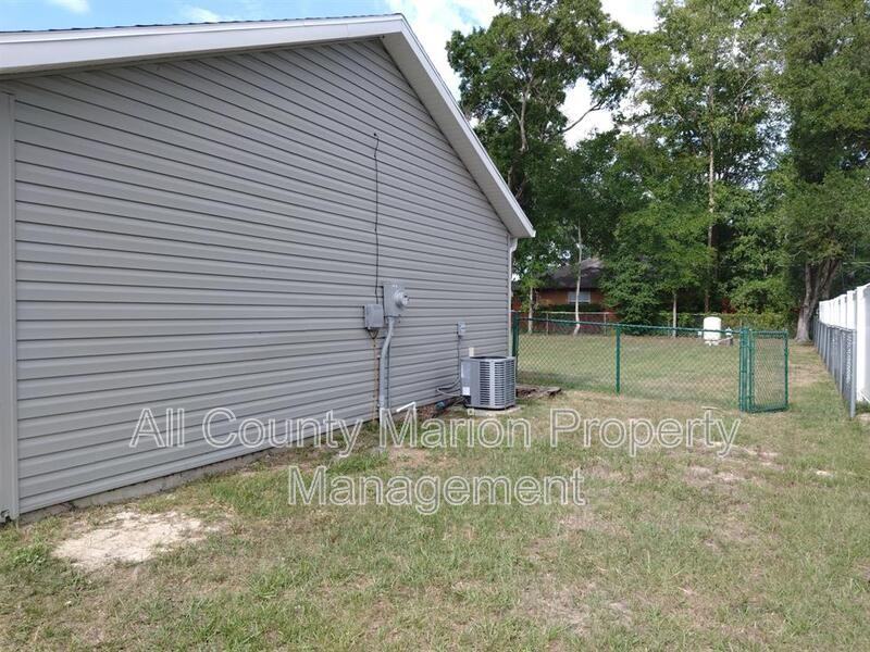 5390 Nw 55th Ct - Photo 2 of 9