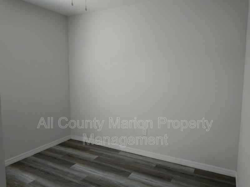 5390 Nw 55th Ct - Photo 4 of 9