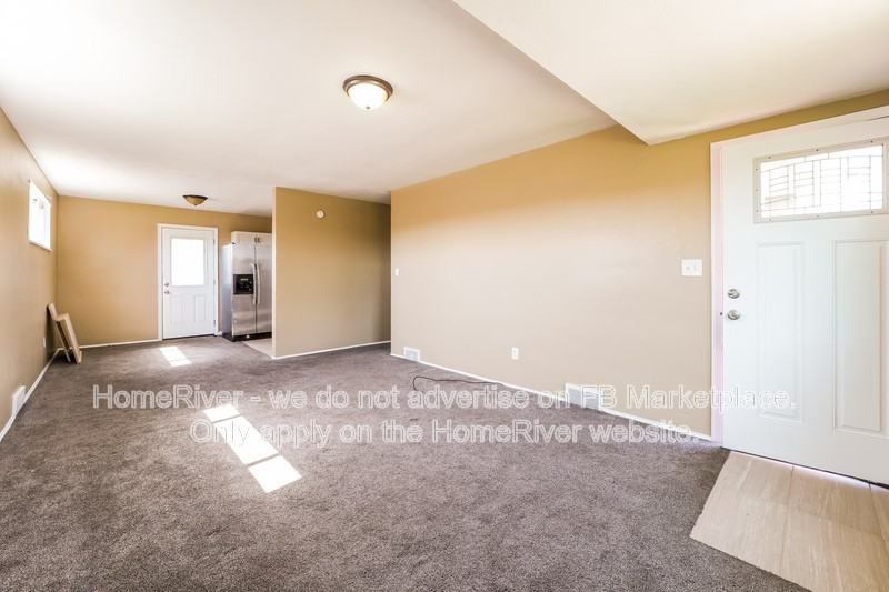 120 Hart Dr - Photo 3 of 17