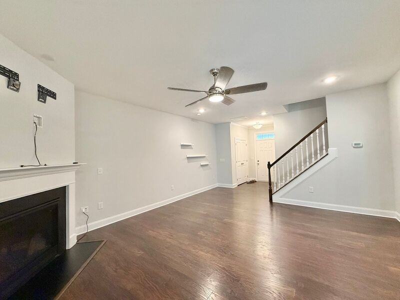 414 Shale Creek Dr - Photo 5 of 25