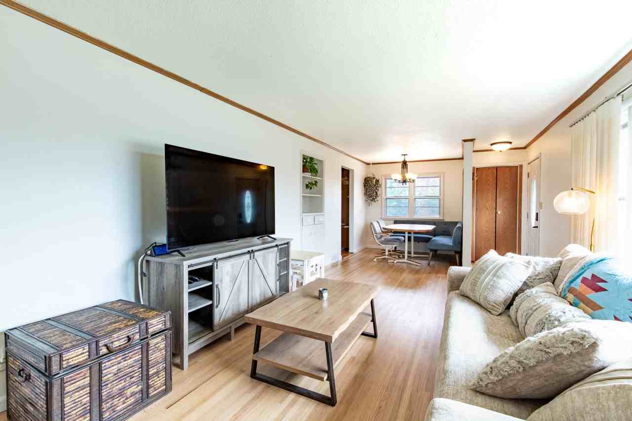1627 38th St #1 - Photo 6 of 28