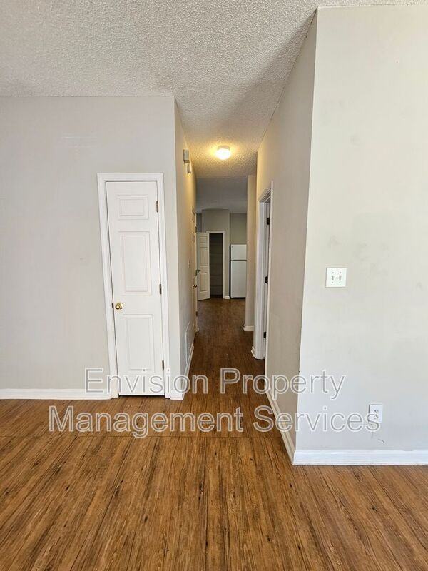 3275 Oakley Pl #18 - Photo 5 of 28