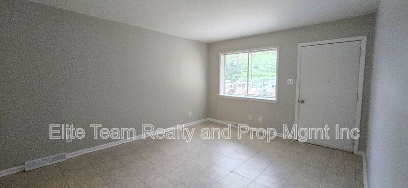 1803 Darbrook Dr - Photo 5 of 16