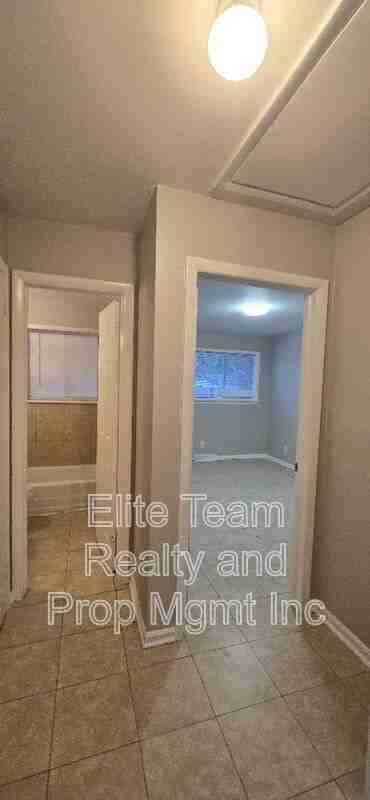1803 Darbrook Dr - Photo 7 of 16