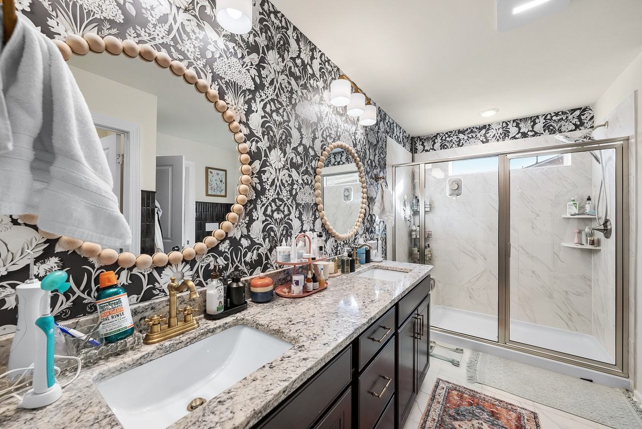 3323 Lynn Rd #40 - Photo 4 of 12