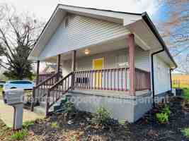 featured image of 221 Church St