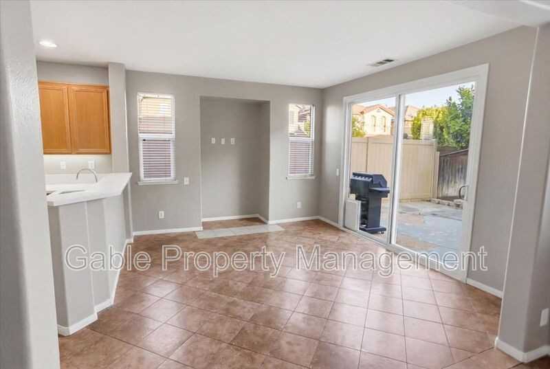 30319 Cedar Oak Ln - Photo 5 of 21