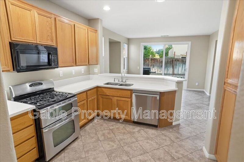 30319 Cedar Oak Ln - Photo 7 of 21