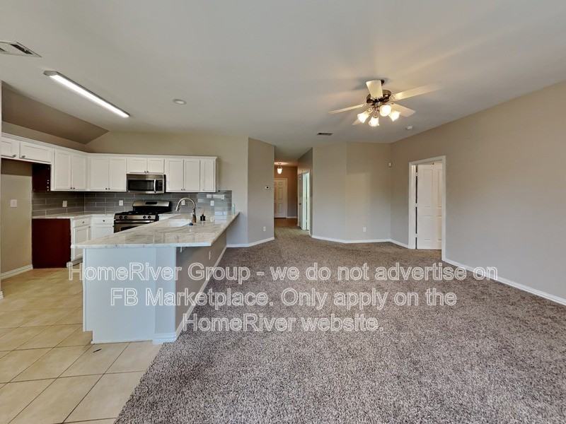 713 Meandering Trl - Photo 5 of 34
