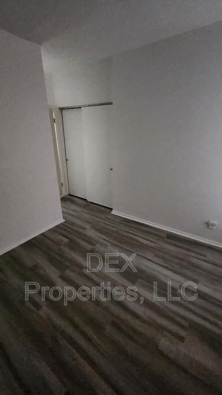 1320 Academy Ave - Photo 3 of 7
