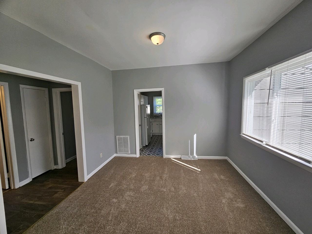 800 Chestnut St #1 - Photo 5 of 8