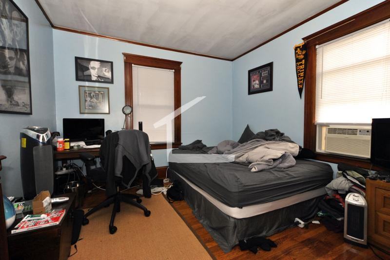 20 Lyne Rd #2 - Photo 2 of 13