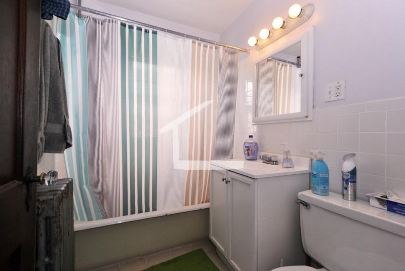 20 Lyne Rd #2 - Photo 3 of 13