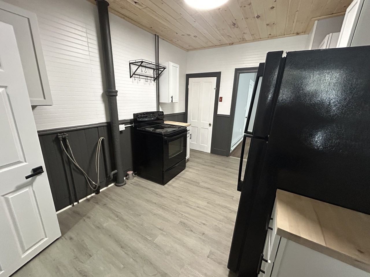 71 W Housatonic St #1 - Photo 2 of 10