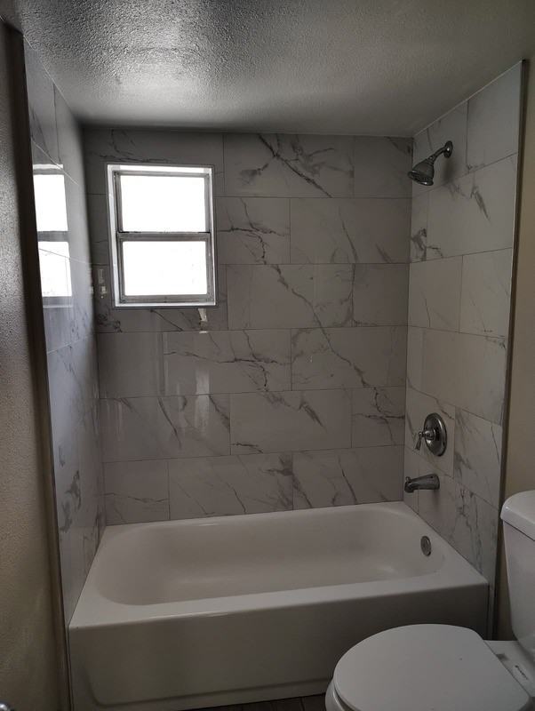 2000 W Jackson St #6 - Photo 7 of 9