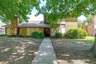 6428 Lago Vista Dr - Photo 1 of 1