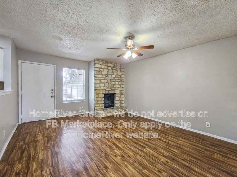 9900 Roxanna Dr #B - Photo 4 of 19