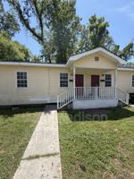 featured image of 1415 Richards St
