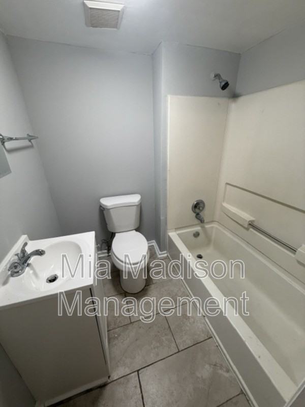 1415 Richards St - Photo 4 of 8