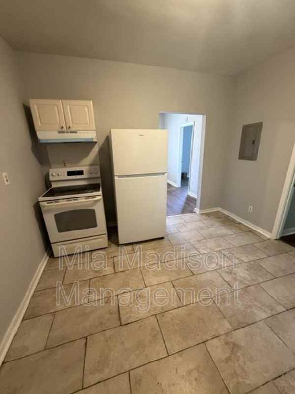 1415 Richards St - Photo 7 of 8