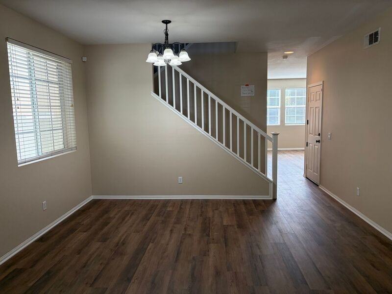 40184 Annapolis Dr - Photo 4 of 29