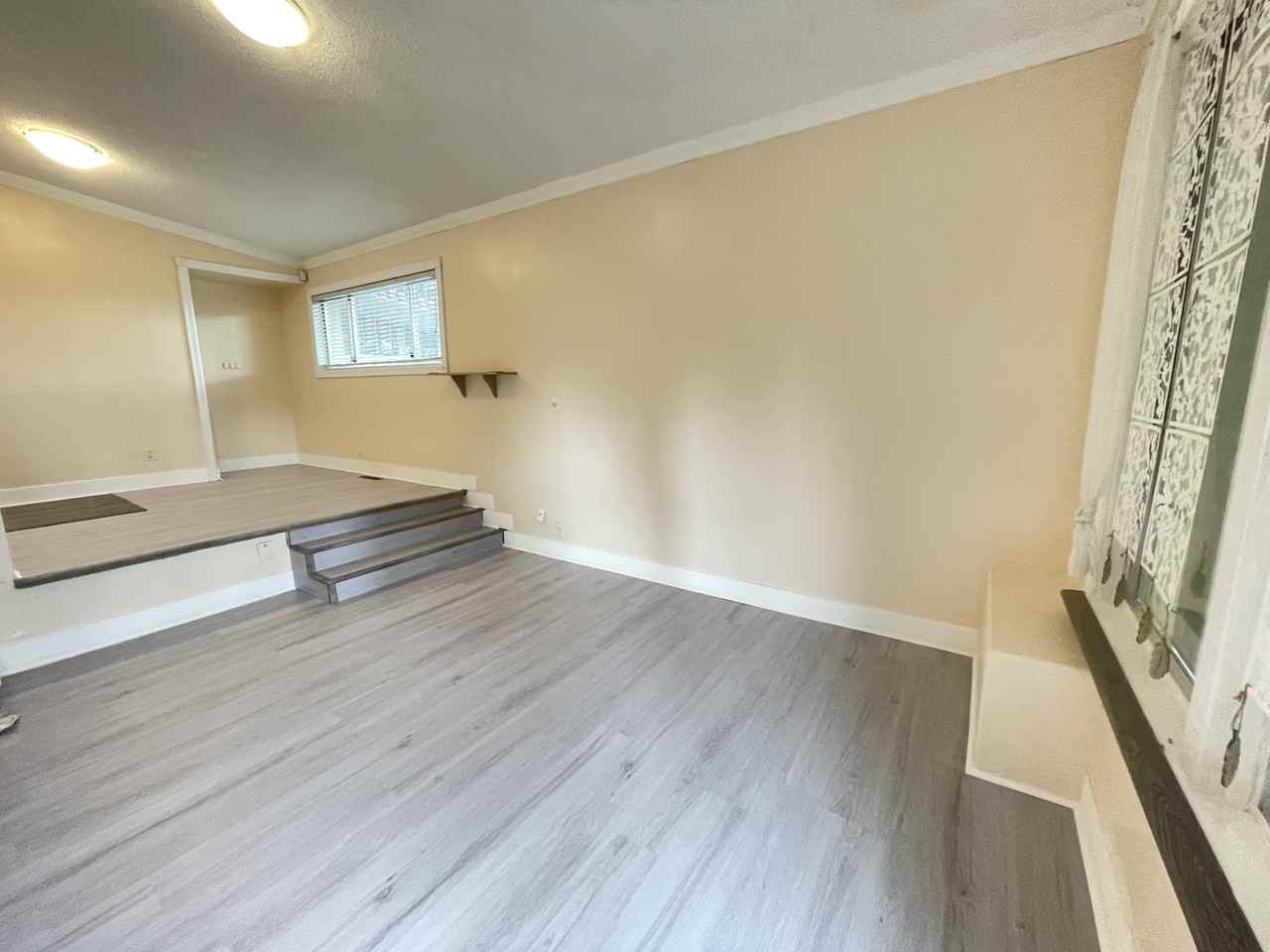 11888 221 Street - Photo 4 of 19