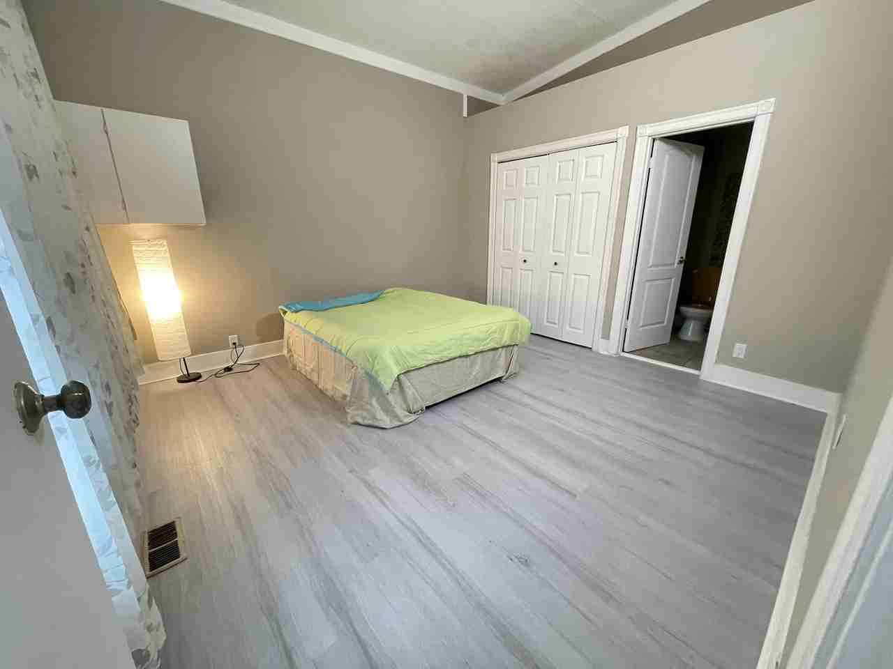 11888 221 Street - Photo 6 of 19