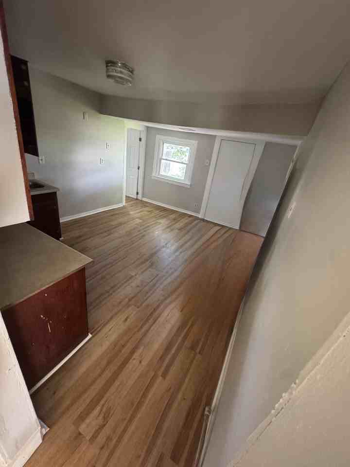 1820 Pearl St #1 - Photo 3 of 11