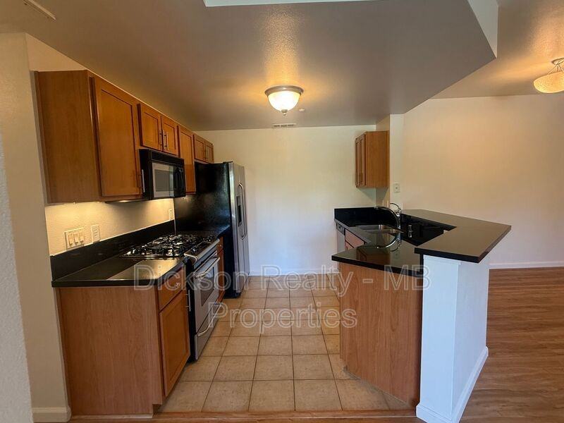 1450 Idlewild Dr #1132 - Photo 5 of 35