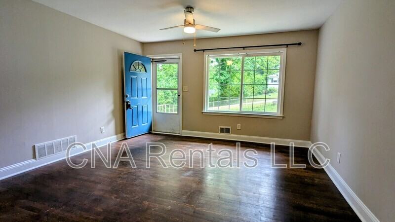 631 Blackhawk Cir Se - Photo 4 of 33