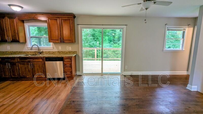 631 Blackhawk Cir Se - Photo 6 of 33