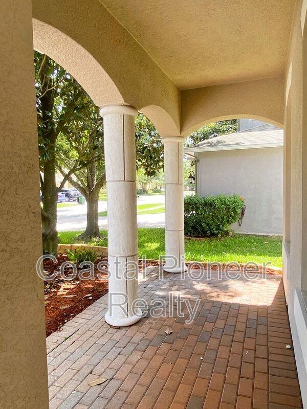 29832 Cedar Waxwing Dr - Photo 4 of 27