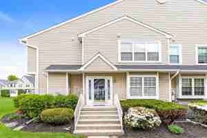 featured image of 1704 Delancey Way
