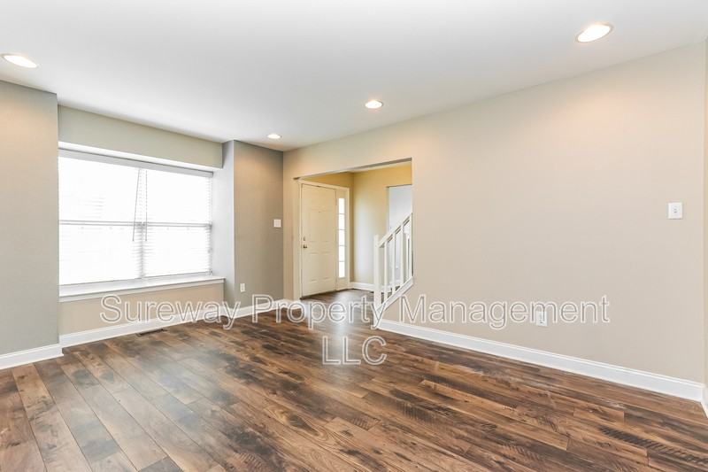 1704 Delancey Way - Photo 4 of 20