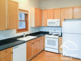 1326 W Diversey Pkwy #3 - Photo 1 of 1