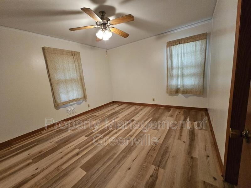 400 Berea Dr - Photo 4 of 19