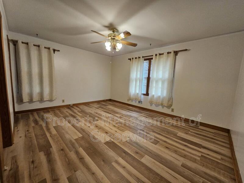 400 Berea Dr - Photo 7 of 19