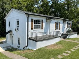 featured image of 2837 Woodrow Dr #3