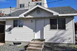 featured image of 686 1/2 Darwin Ave