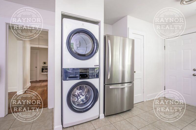 206 Layton St - Photo 2 of 16