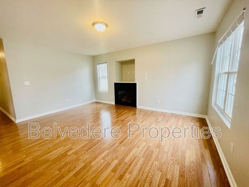 405 N Dudley St - Photo 2 of 15