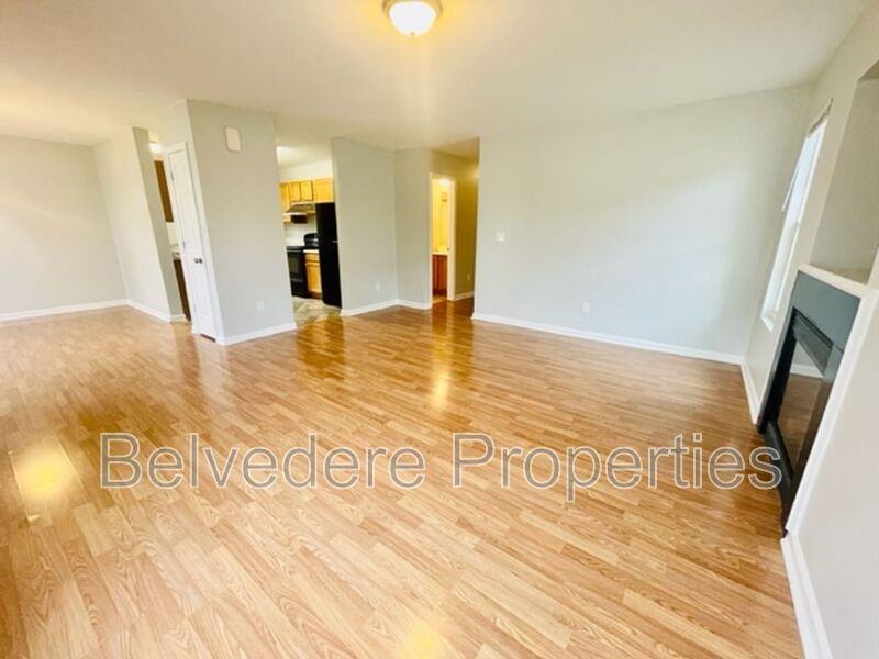 405 N Dudley St - Photo 3 of 15