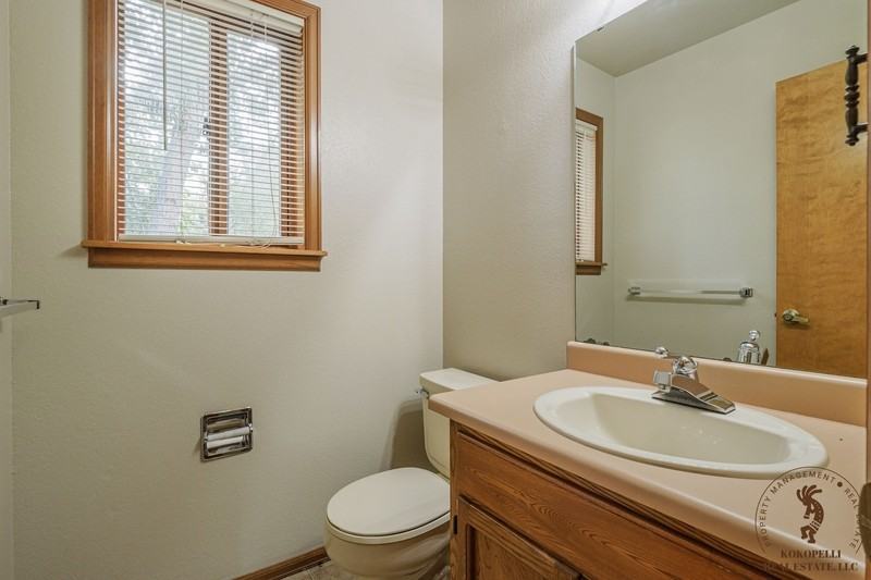 1305 Wellington Ave - Photo 7 of 7