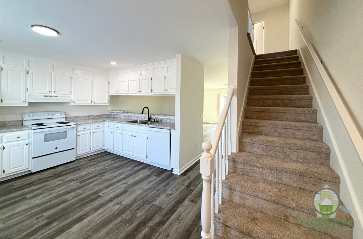 1216 North Main Street - Photo 2 of 14