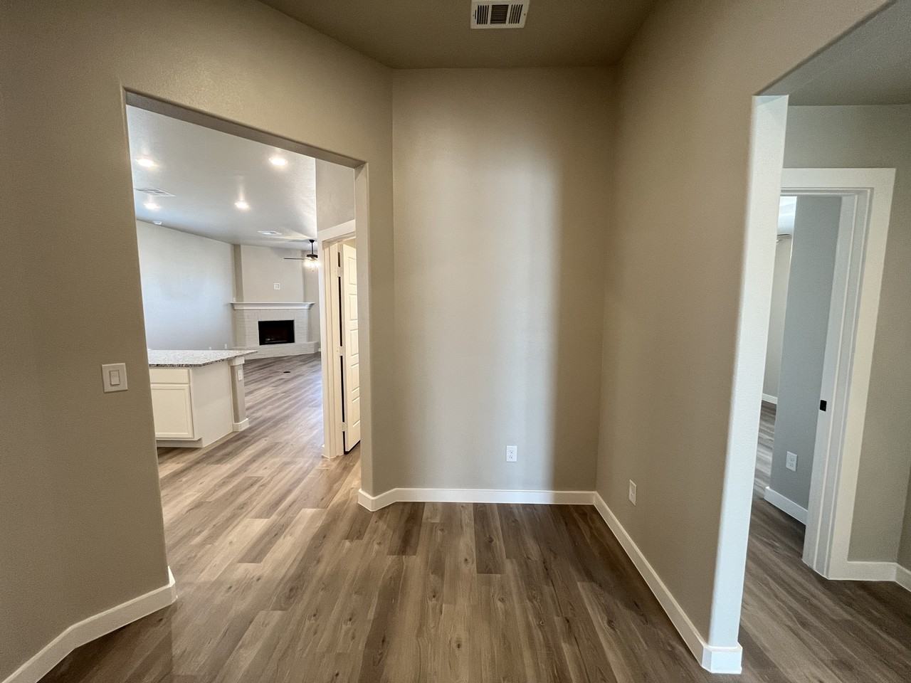 3611 Urbana Pl #1 - Photo 7 of 38