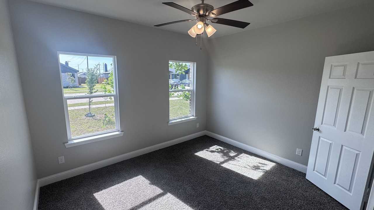 115 Hesed St #1 - Photo 7 of 25