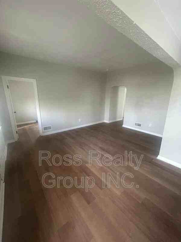 724 Plymouth St - Photo 6 of 7