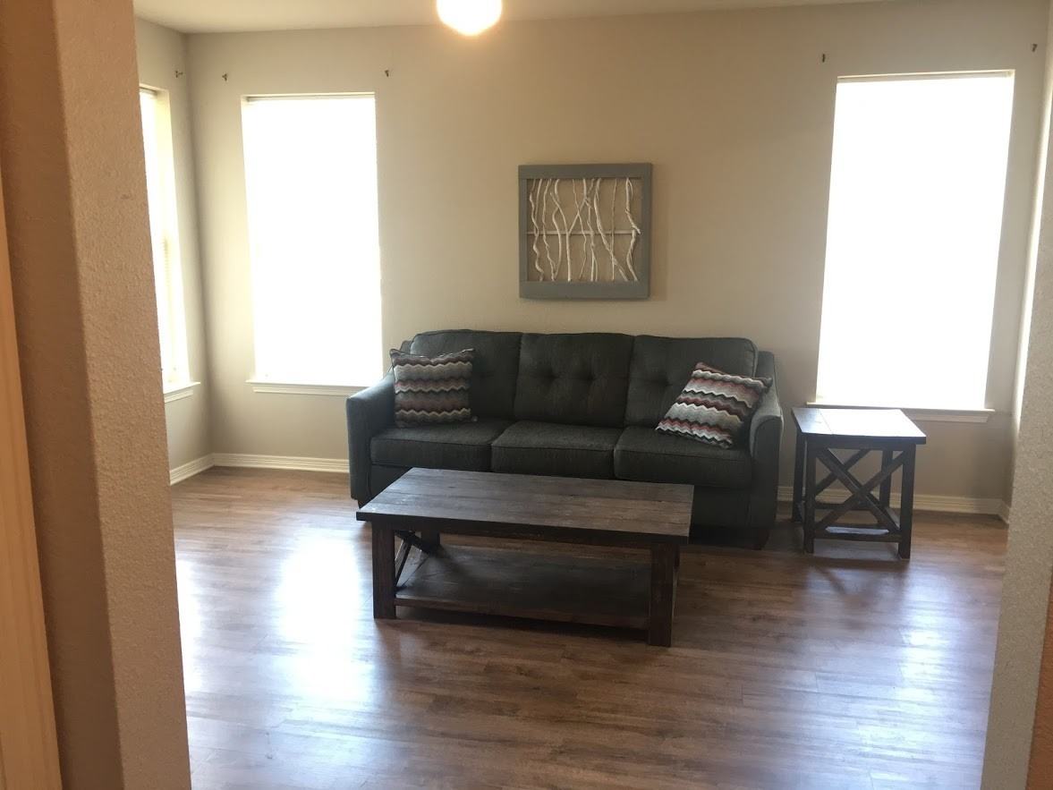 1316 Cordell Street - Photo 4 of 11